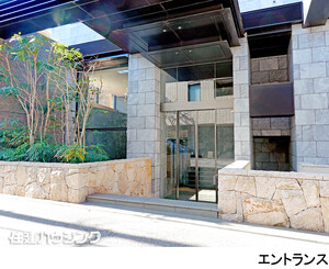 建物エントランス ジオ南青山