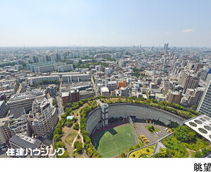遮るもののない眺望！眼下には目黒天空庭園を望みます クロスエアタワー