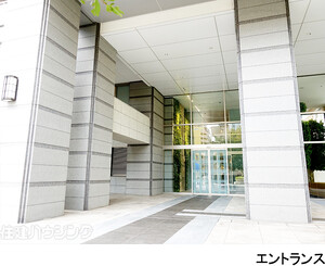 建物エントランス 富久クロスコンフォートタワー