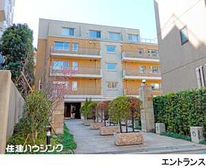 建物エントランス パークコート南青山ヒルトップレジデンス