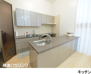 ゆったりとしたキッチン 中古一戸建て 渋谷区広尾３丁目 72000万円 広尾駅｜住建ハウジング