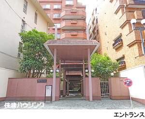 建物エントランス 平河マンション