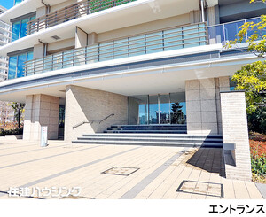  ＨＡＲＵＭＩ　ＦＬＡＧ　ＰＡＲＫ　ＶＩＬＬＡＧＥ　Ａ棟