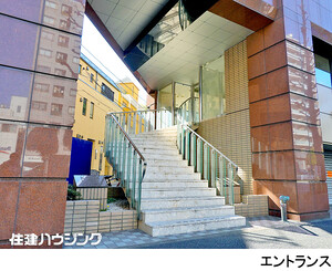 建物エントランス キングヒルズ白山