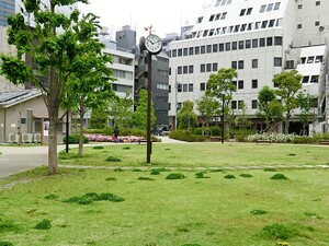 周辺環境:南桜公園 土地・売地 港区新橋２丁目 125000万円 新橋駅｜住建ハウジング