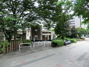 周辺環境:神田橋公園 土地・売地 千代田区内神田１丁目 22900万円 神田駅｜住建ハウジング