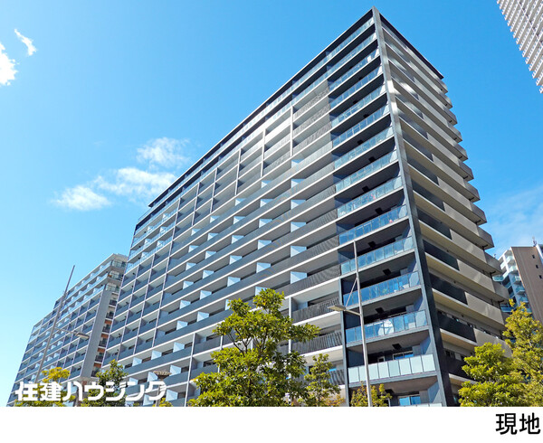  ＨＡＲＵＭＩ　ＦＬＡＧ　ＰＡＲＫ　ＶＩＬＬＡＧＥ　Ｅ棟